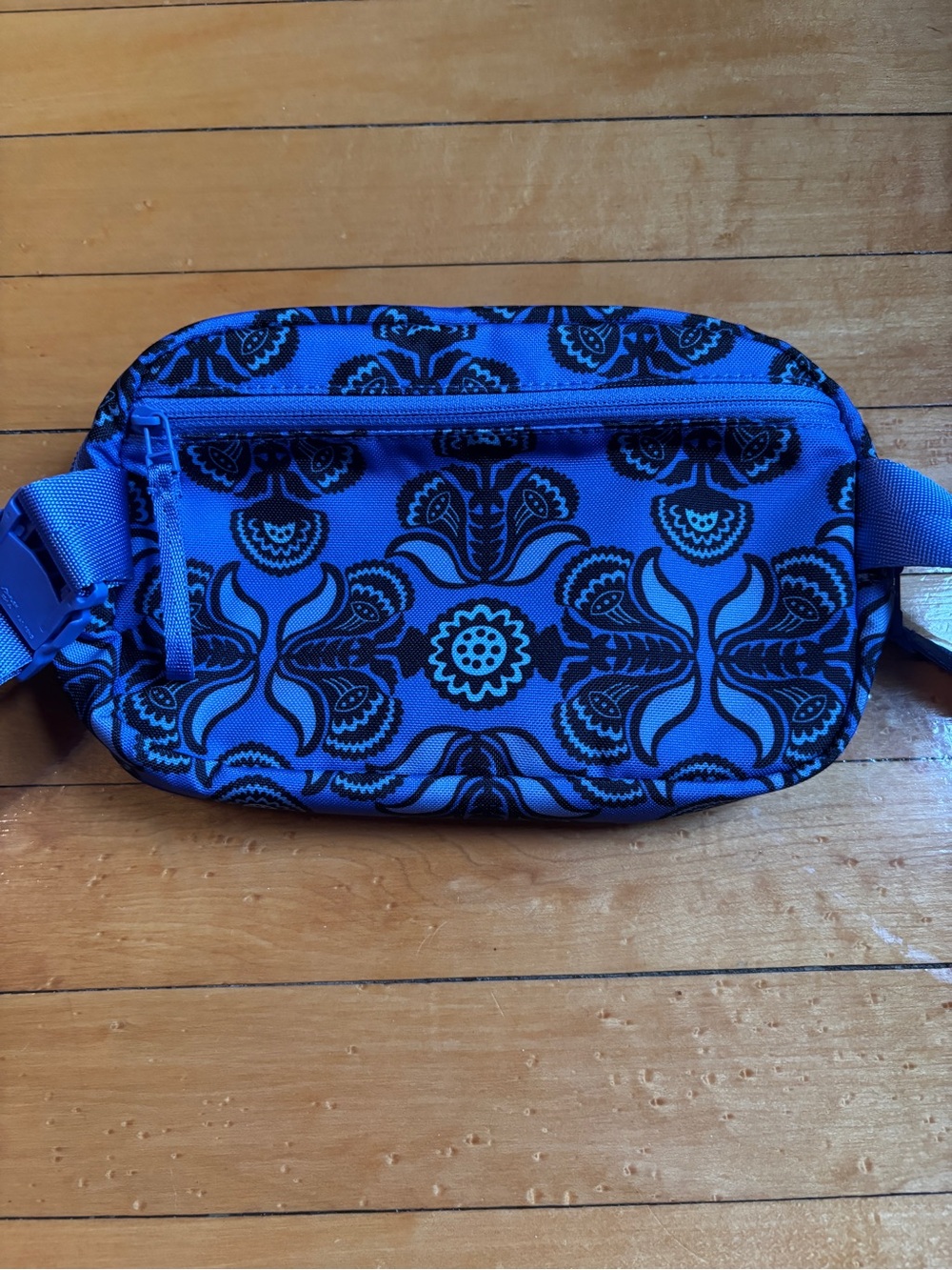 NWOT Vera Bradley Lighten Up Large Cube Belt Bag | Floral Blue Fanny Pack - Picture 5 of 16